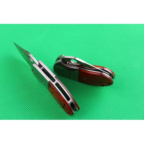 Mantis Classic Small Armor Folding Knife (Yellow Sandalwood)