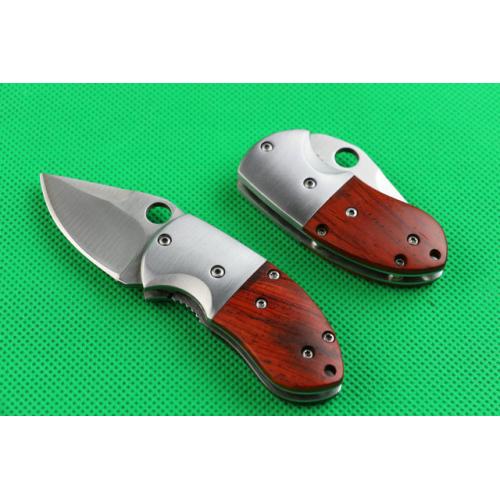 Mantis Classic Small Armor Folding Knife (Yellow Sandalwood)