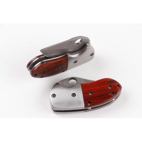 Mantis Classic Small Armor Folding Knife (Damascus)