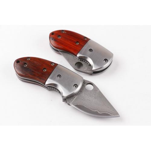 Mantis Classic Small Armor Folding Knife (Damascus)