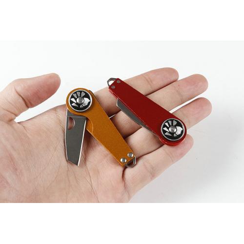 Four color chili peppers