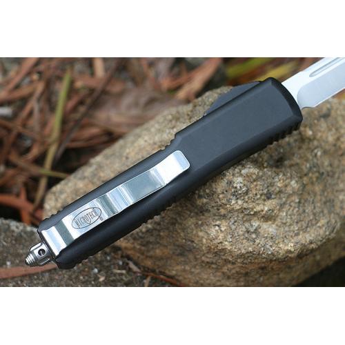 Micro technology UT-70 version large straight out knife (pointed)
