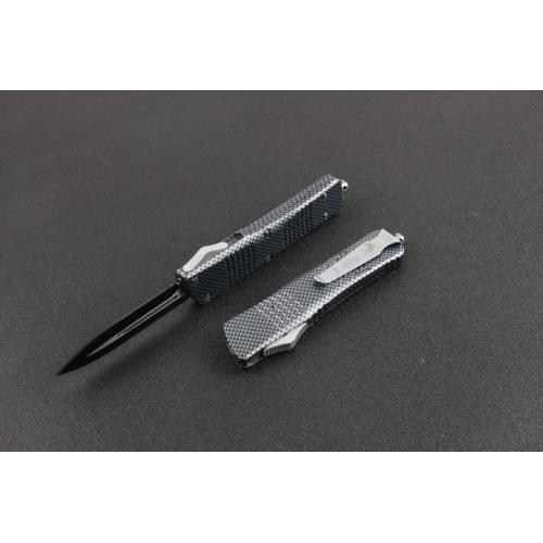 Micro technology D1 single blade T-head straight out knife (carbon fiber pattern)