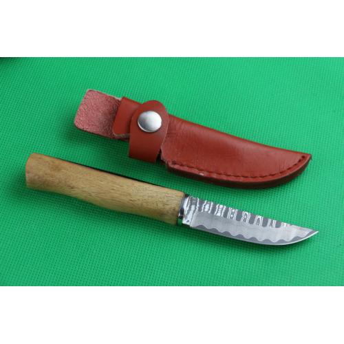 Black and white sandalwood Damascus fruit knife