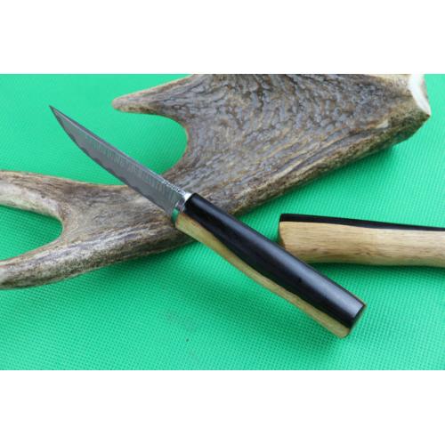 Black and white sandalwood Damascus fruit knife