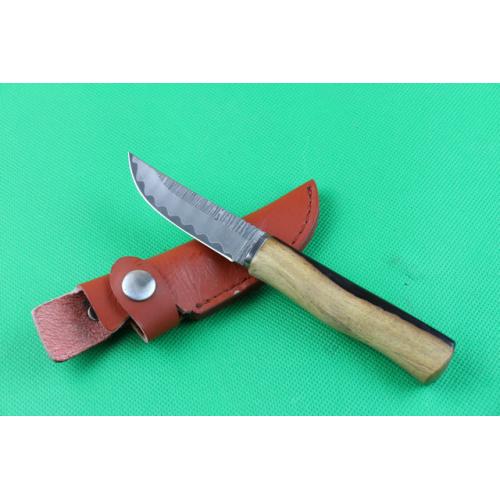 Black and white sandalwood Damascus fruit knife