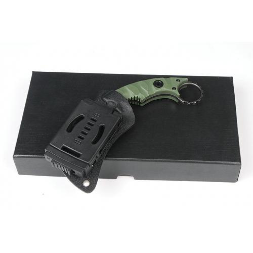 The advancing one Rapid defense claw (two colors without markings)