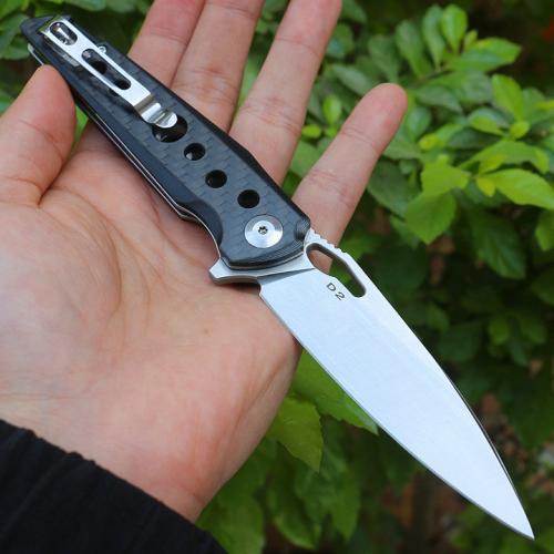 Carbon fiber seven eye folding knife (D2)