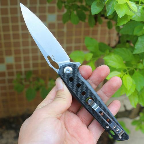 Carbon fiber seven eye folding knife (D2)