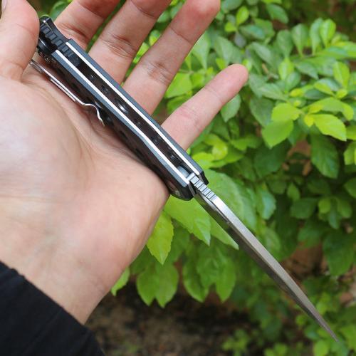 Carbon fiber seven eye folding knife (D2)
