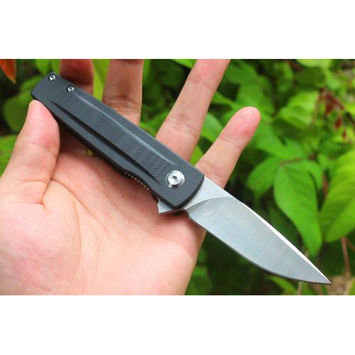 Little tough guy, quickly open the folding knife (two colors)