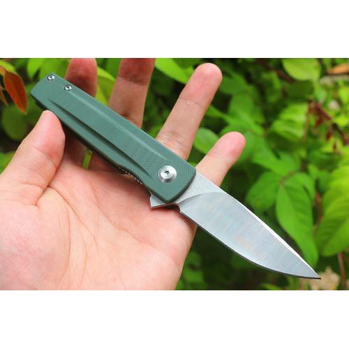 Little tough guy, quickly open the folding knife (two colors)
