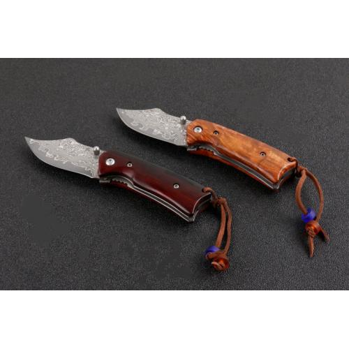 Damascus Guan Gong small folding knife (two styles)
