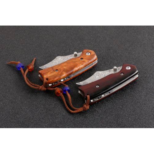 Damascus Guan Gong small folding knife (two styles)