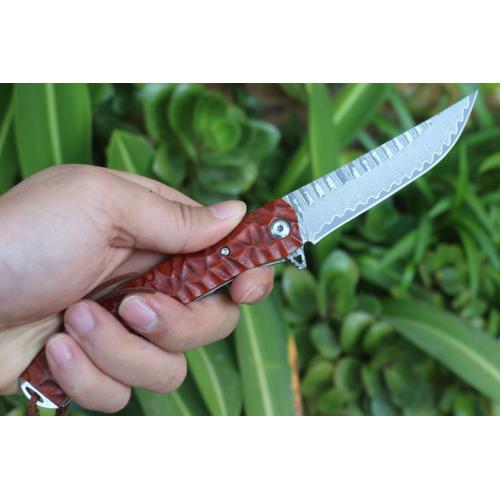 Free Wolf Red Arrow Damascus, quickly open the folding knife