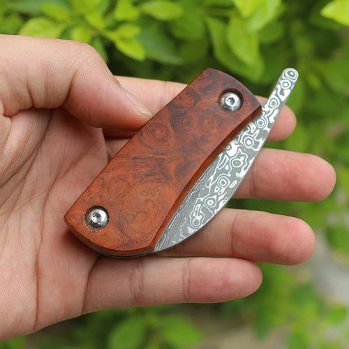 Red Shadow Armored Damascus Knife (Limited Edition)