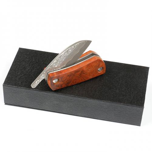 Red Shadow Armored Damascus Knife (Limited Edition)