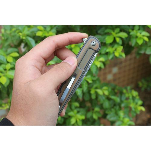 Two tone sharp soldier quick opening folding knife (Damascus steel)